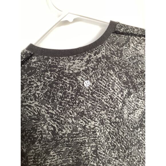 Lululemon long sleeve swiftly breathe pull over shirt top rhino gray - Picture 7 of 9